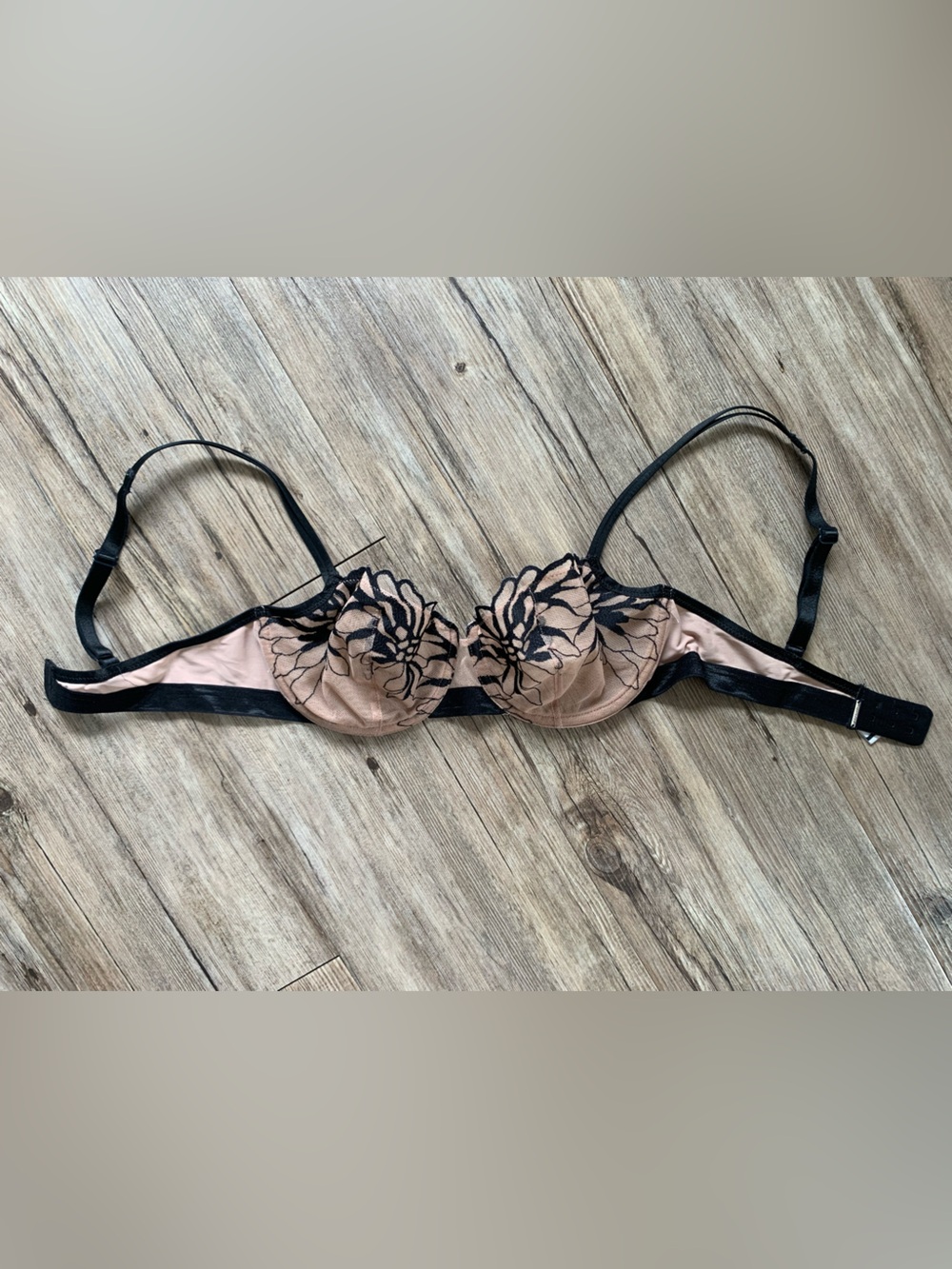 Chantelle (FRA) Nude & Black Floral Underwire Bra - 34C